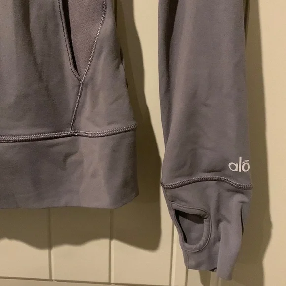 ALO Yoga Zip-Up Hoodie - Picture 4 of 10